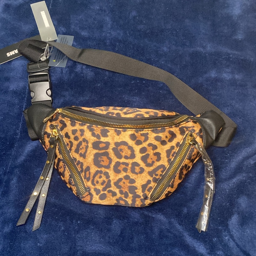 Like Dreamers Leopard Print Fanny Pack Brand New